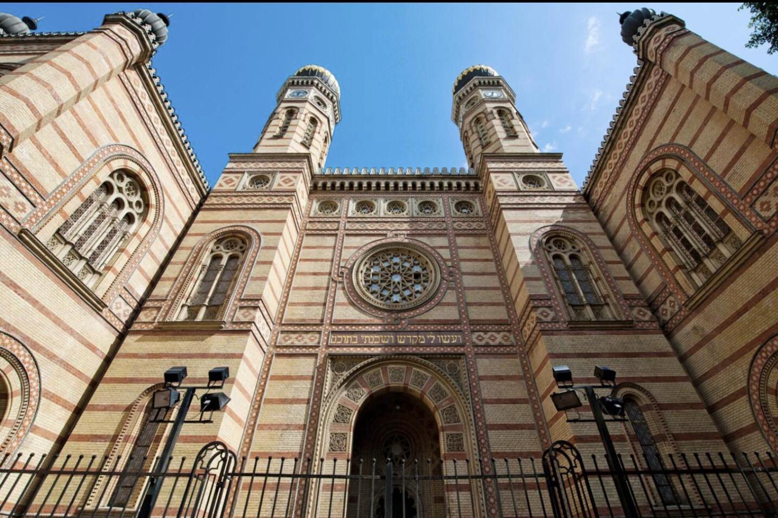 Golbarg Synagoge Apartment In Heart Of City Budapest Exterior photo
